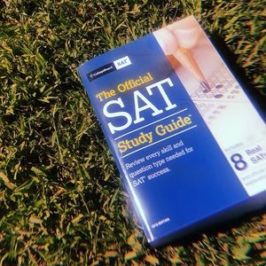 College Board SAT Study Guide 2018 edition